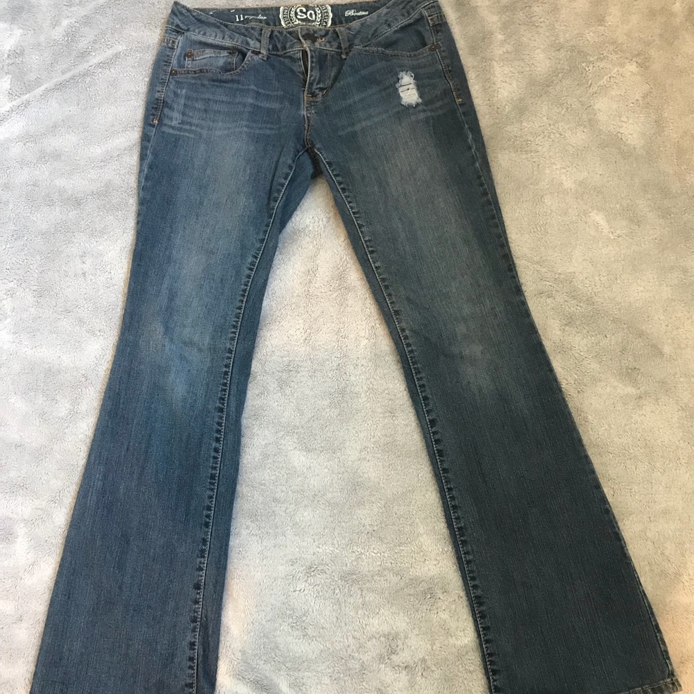 So brand jeans